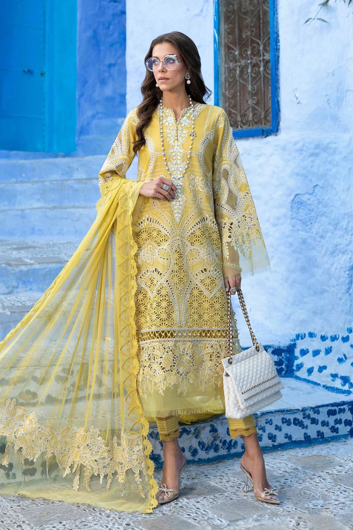 Maria-B-Lawn-12A