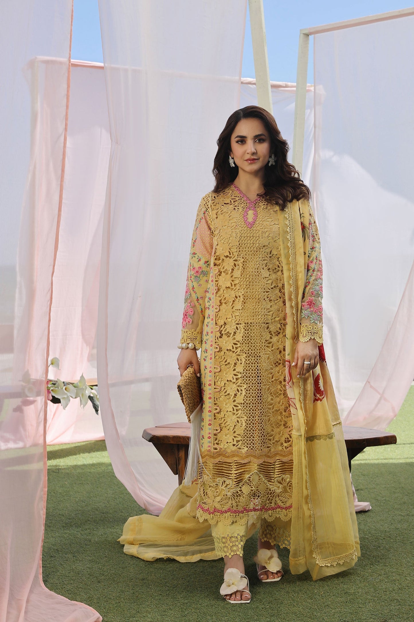 Maryam Hussain Luxury Lawn - Tropica