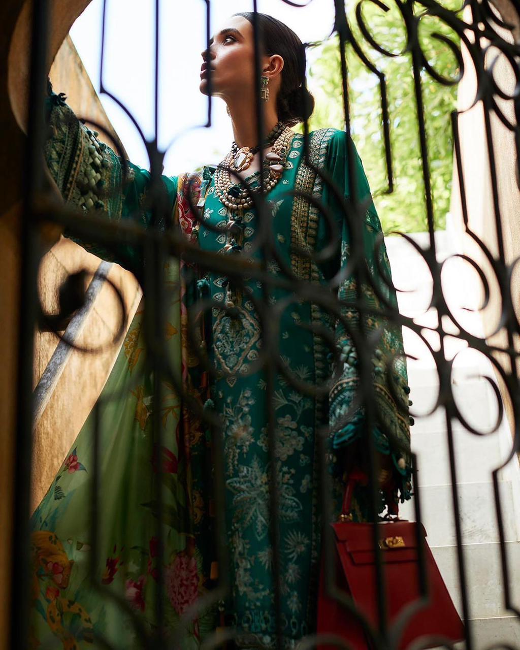 D05A ARNA Elan Lawn -23