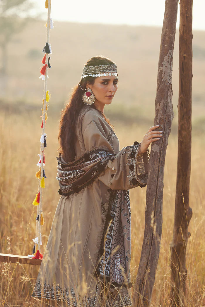 Saira Rizwan Winter RUKH-SRW25-02