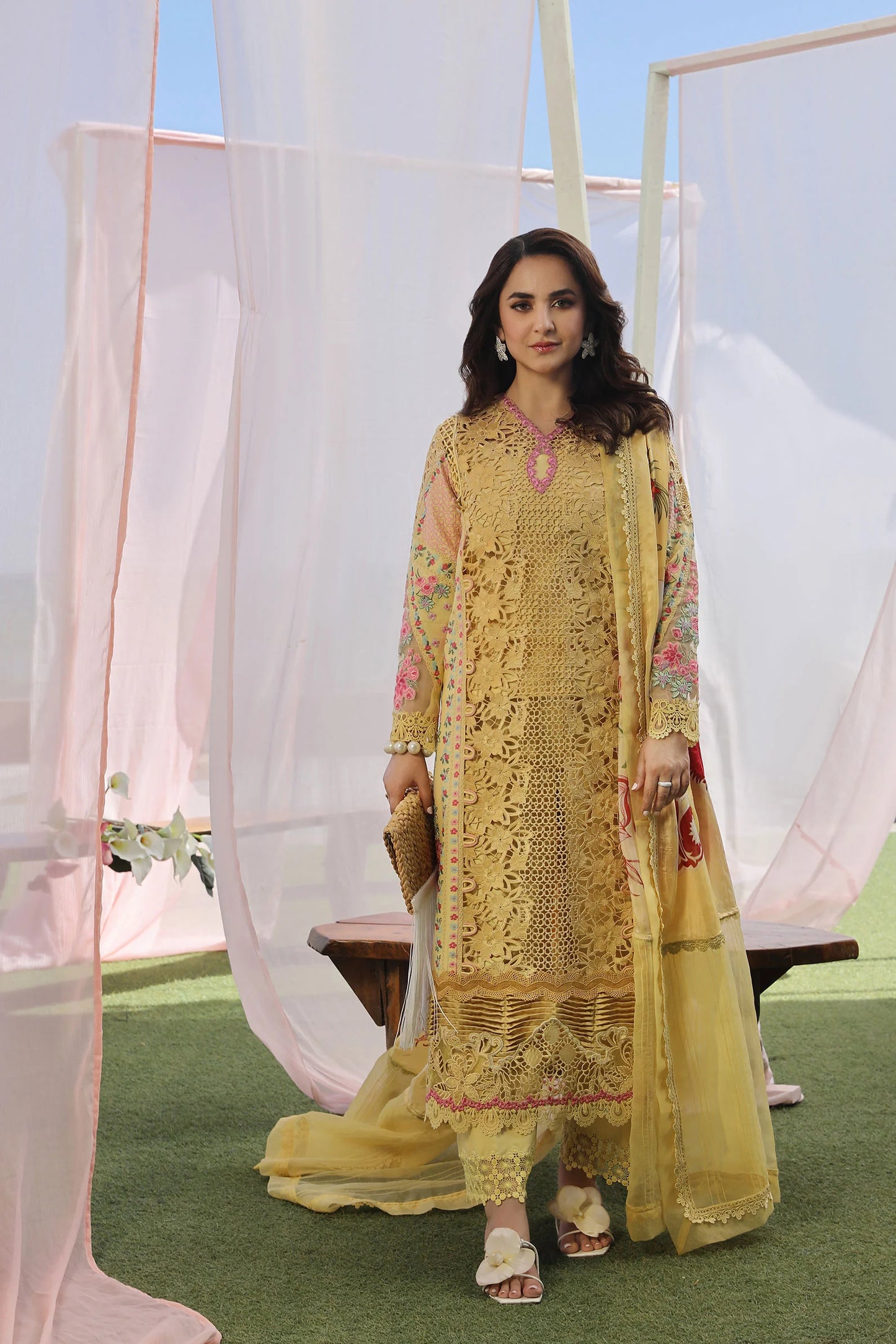 Maryam Hussain Luxury Lawn - Tropica
