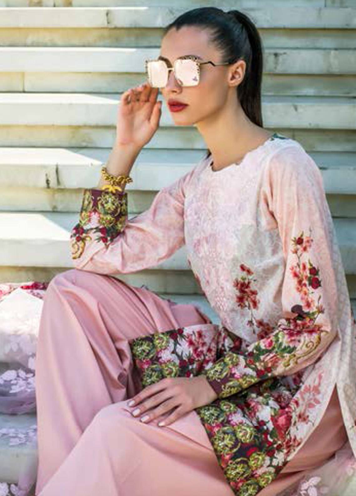 Honey Waqar-18-06A