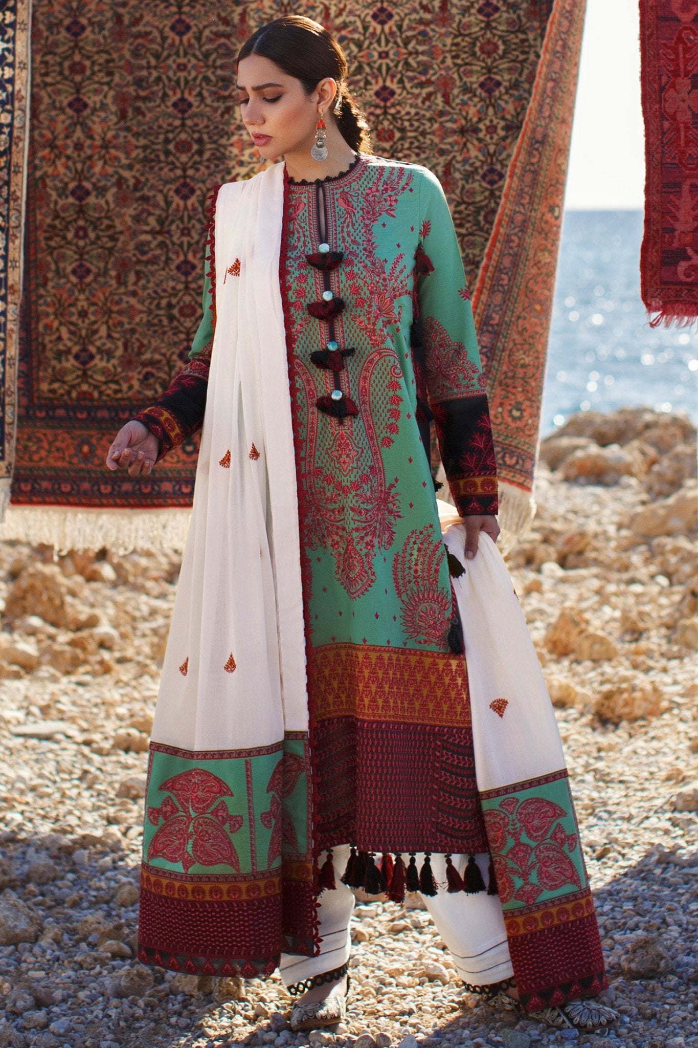 Elan Lawn - 10B