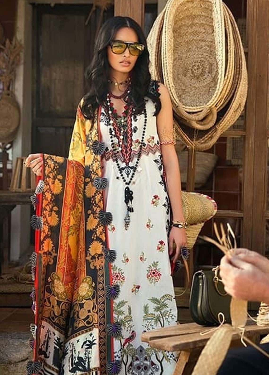 Elan Lawn-19-13B