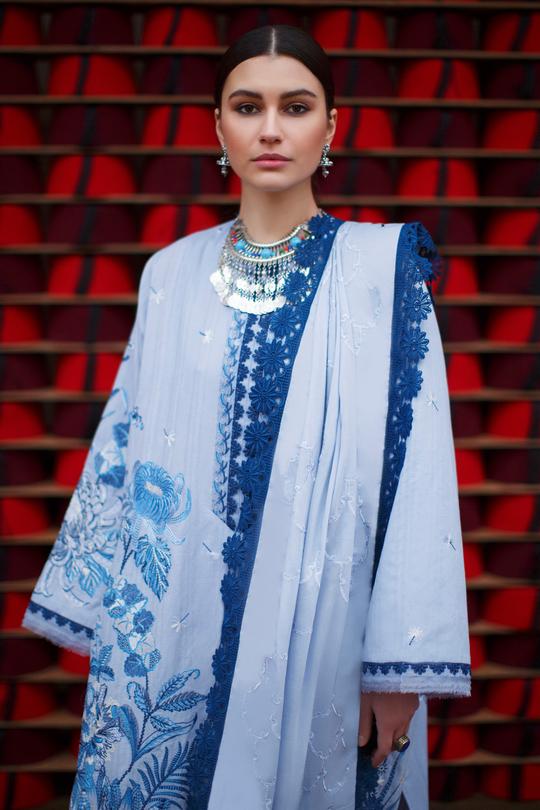 Elan Lawn - 06B