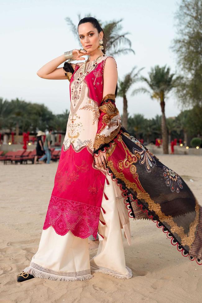 Shiza Hassan Lawn - 2106B-Maya