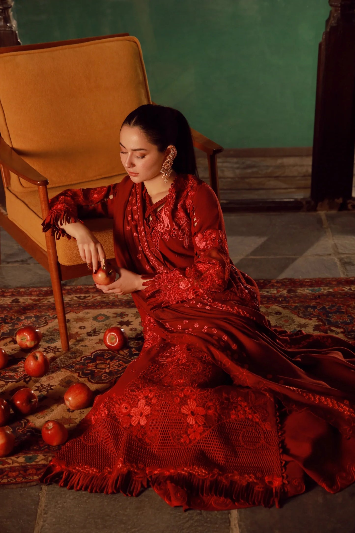 Maryam Hussain Winter Riya