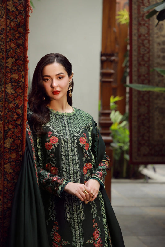 Maryam Hussain Winter Almas