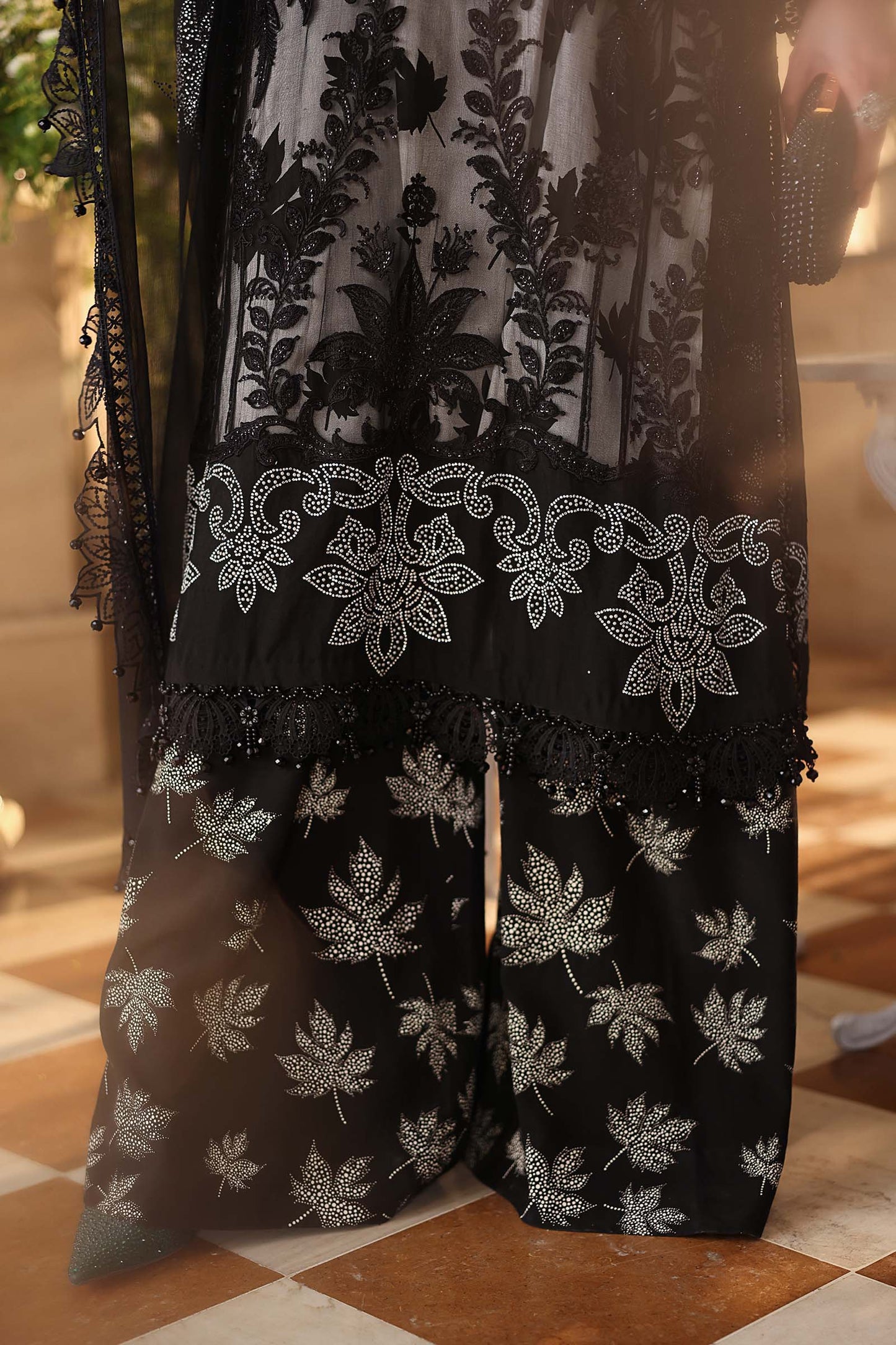 Maria B 101-Black