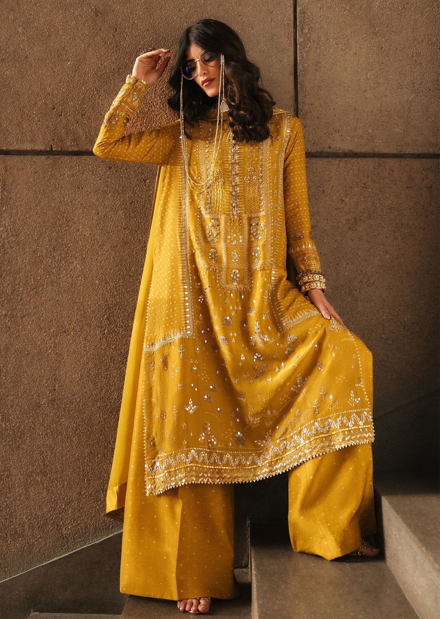 Crimson Prints :Patakha - Amber