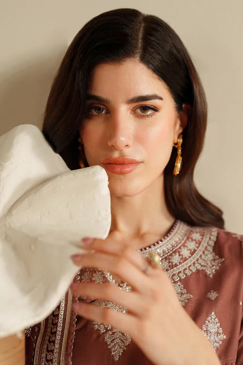 Jazmin Velvet Vogue Luxury Formals  VVF-D-03