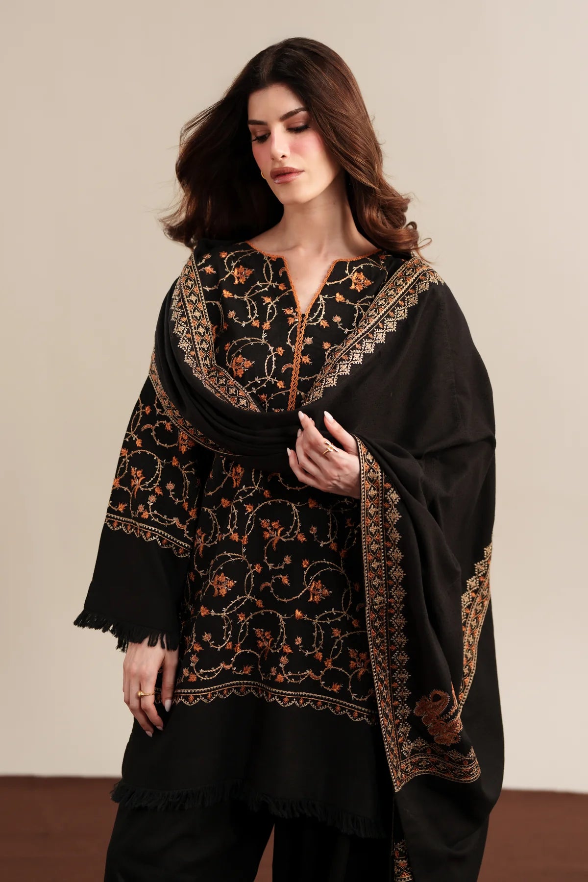 LOOK 2 LUXURY KARANDI SET: MIDNIGHT SUITE