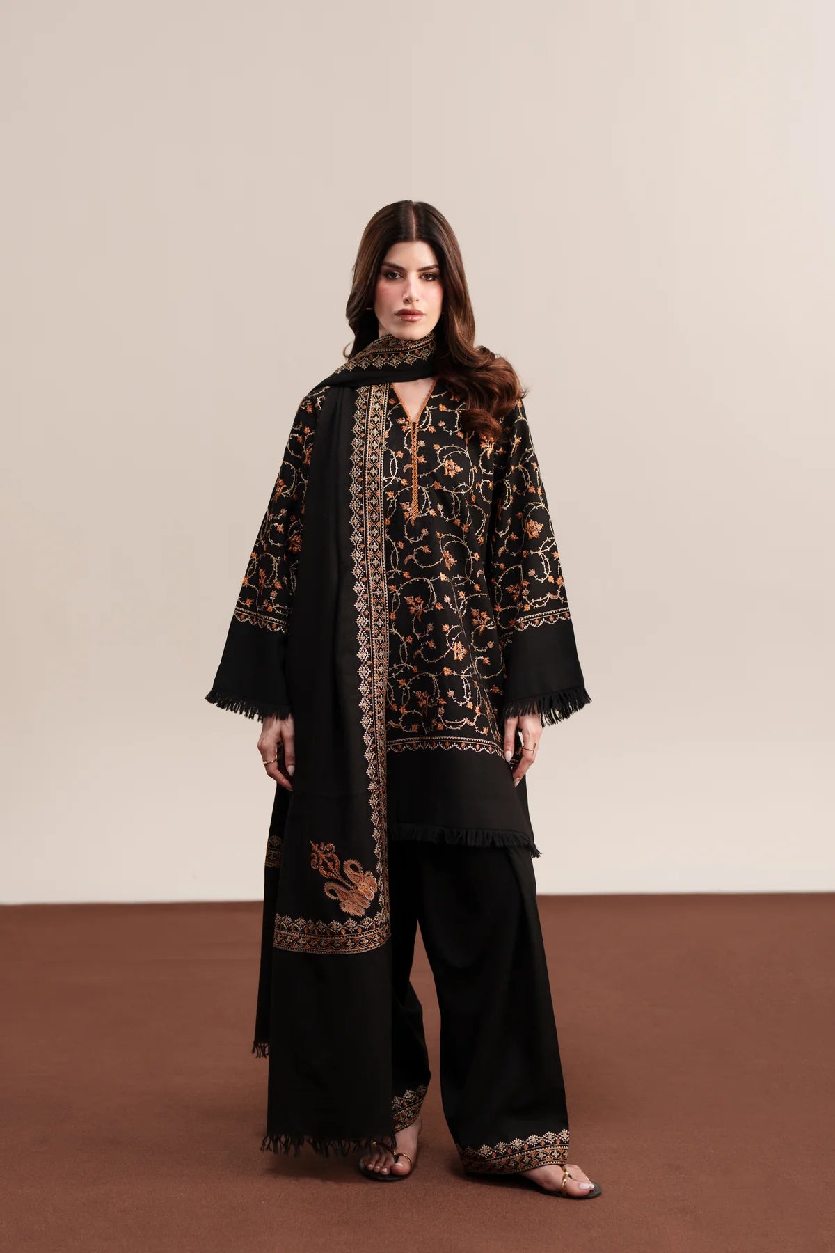 LOOK 2 LUXURY KARANDI SET: MIDNIGHT SUITE