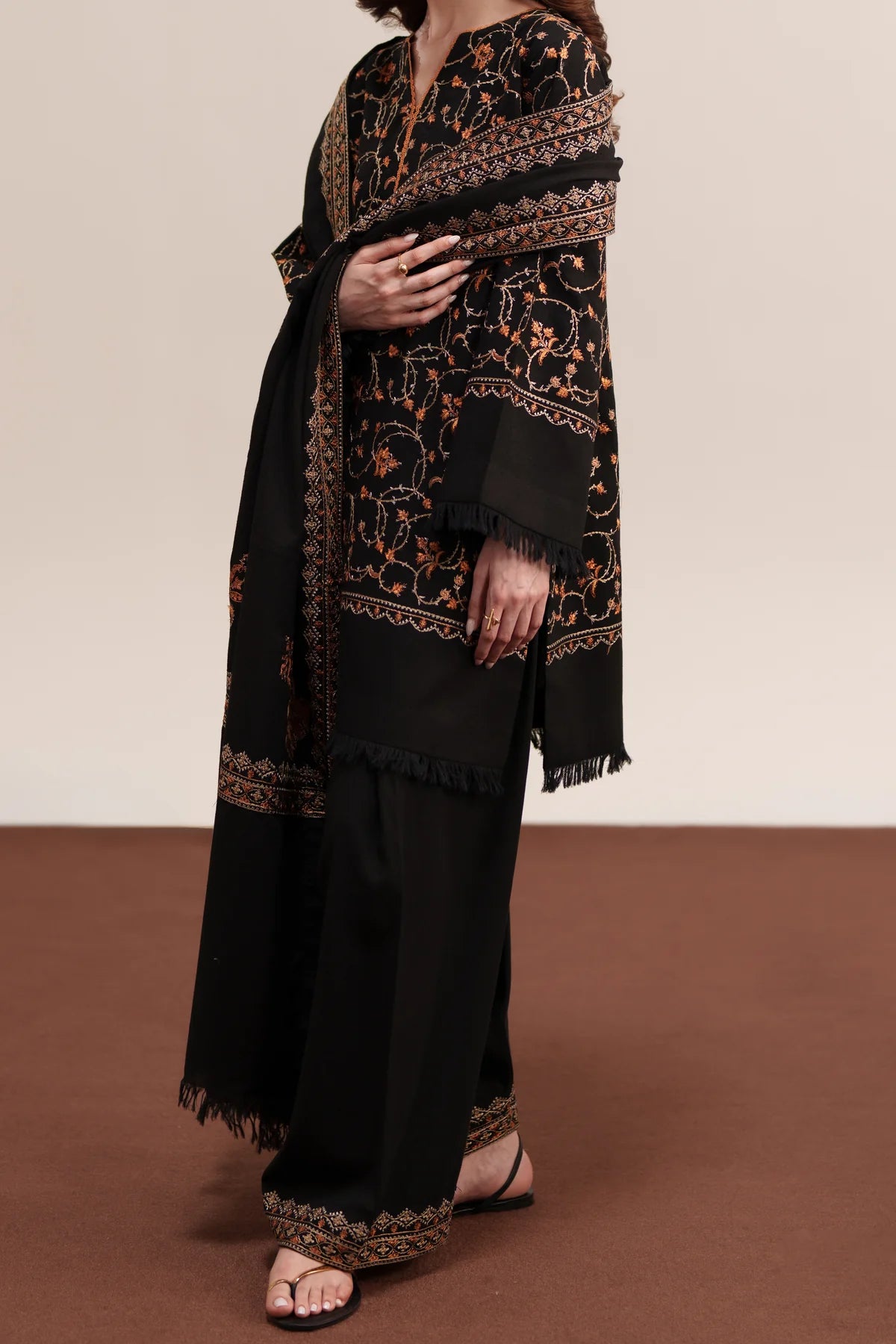 LOOK 2 LUXURY KARANDI SET: MIDNIGHT SUITE