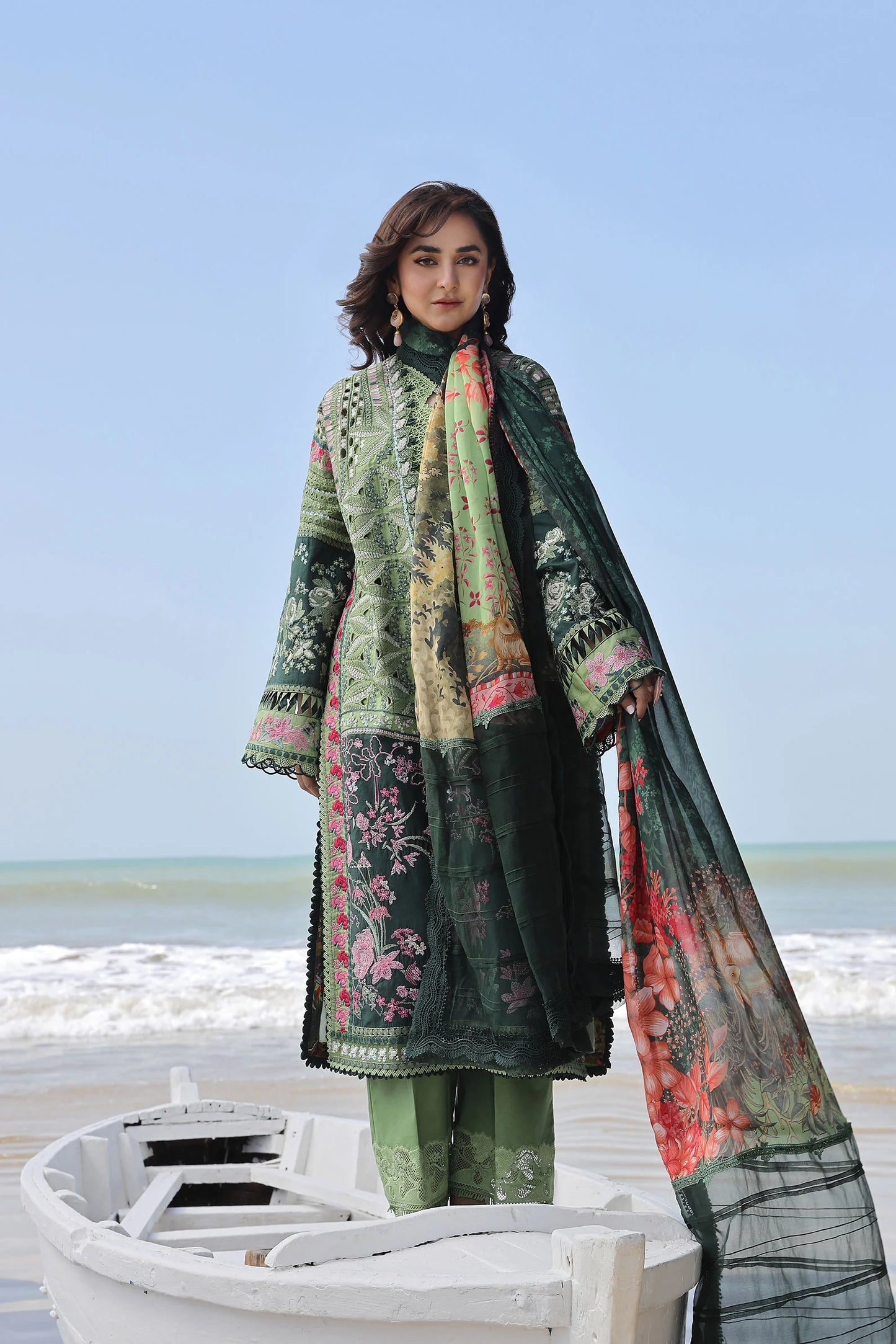 Maryam Hussain Luxury Lawn - Gardenia