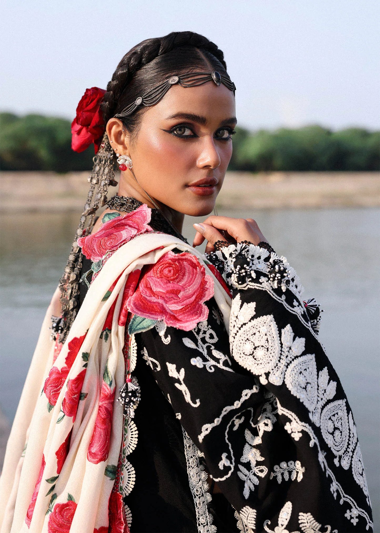 Hussain Rehar Karandi Winter Rose