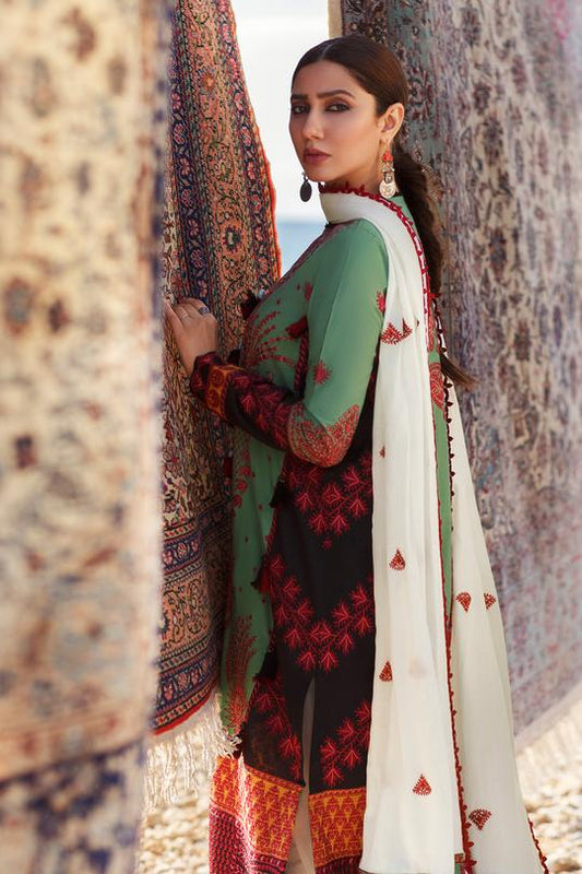 Elan Lawn - 10B
